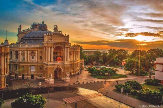 Rose D'Opera Hotel Odessa Dış mekan fotoğraf